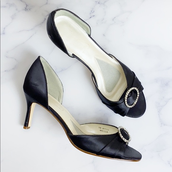 Michaelangelo Shoes - Michaelangelo David’s Bridal Satin Marissa Heel 🌿